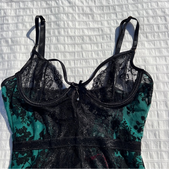 Seven til Midnight 'Simply Gorgeous' Green and Black Burnout Bustier, S - Picture 5 of 10